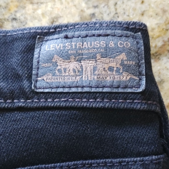 Levi Strauss boot cut black jeans - Picture 5 of 8